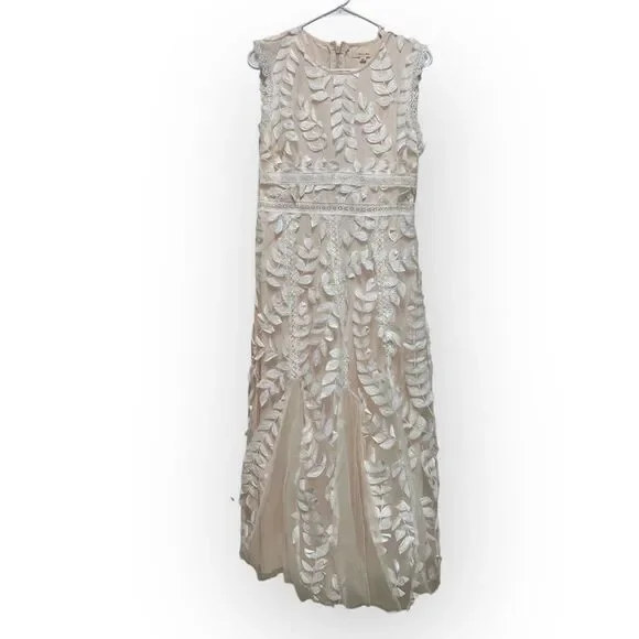 Just Me Ivory Lace Midi Dress - Picture 2 of 10